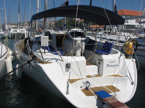Segelyacht Sun Odyssey 42.2 Yachtcharter in ACI Marina Trogir