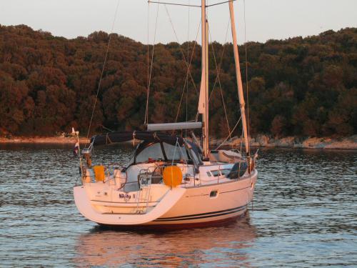 Segelyacht Sun Odyssey 42i Yachtcharter in Jezera