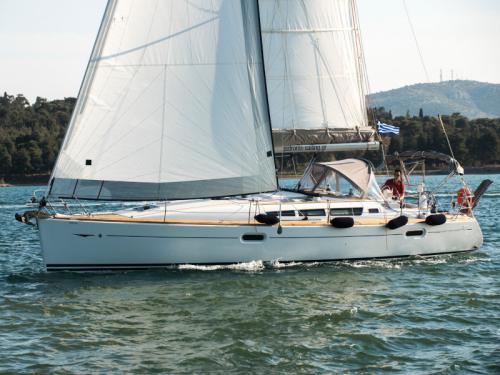 Sailboat Sun Odyssey 42i for rent in Volos