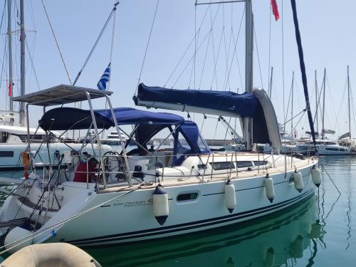Yacht Sun Odyssey 42i available for charter in Ermoupoli