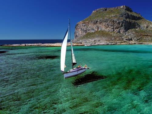 Segelyacht Sun Odyssey 42i Yachtcharter in Kissamos