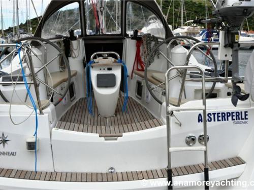 Sailboat Sun Odyssey 42i for charter in Primosten