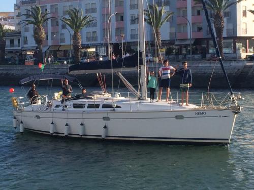 Sailing boat Sun Odyssey 43 for charter in Portimao