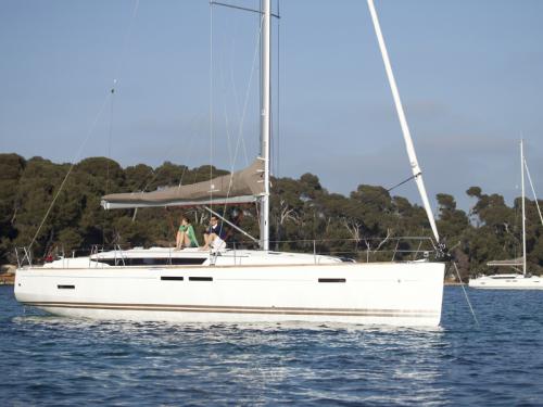 Sailing yacht Sun Odyssey 439 for rent in Netsel Marmaris Marina