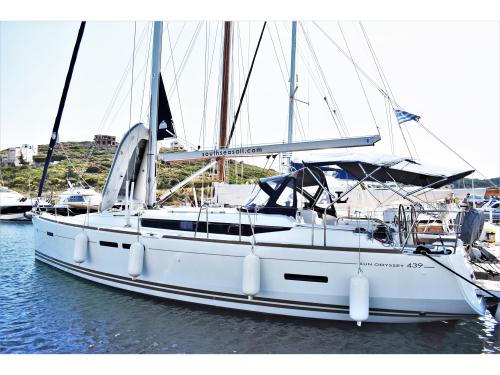 Segelyacht Sun Odyssey 439 chartern in Lavrio