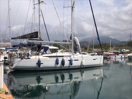 Segelyacht Sun Odyssey 439 Yachtcharter in Salerno