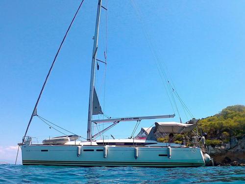 Sailing yacht Sun Odyssey 439 available for charter in Alimos Marina Kalamaki