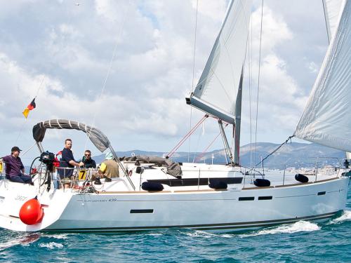 Sailing yacht Sun Odyssey 439 for hire in Marina Mallorca Nautica