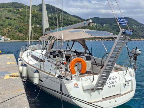 Sailboat Sun Odyssey 439 available for charter in Glossa