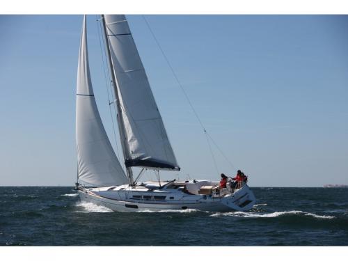 Yacht Sun Odyssey 44 Yachtcharter in Marina Alimos Kalamaki