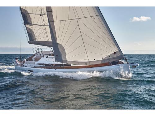 Sailing boat Sun Odyssey 440 for rent in Gouvia