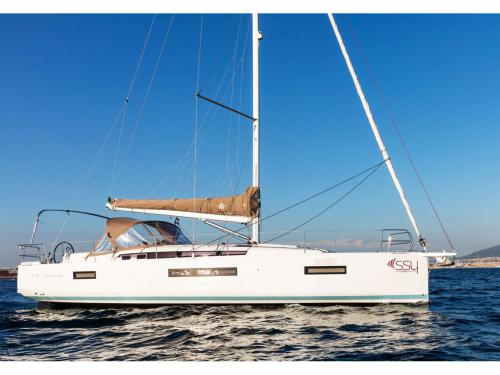 Segelyacht Sun Odyssey 440 chartern in Nettuno