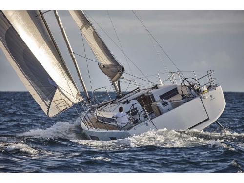 Segelboot Sun Odyssey 440 chartern in Marina Kornati