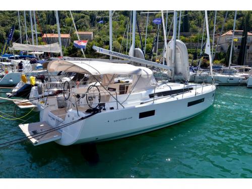 Segelyacht Sun Odyssey 440 chartern in ACI Marina Pula
