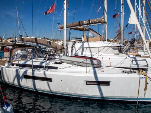 Sailing yacht Sun Odyssey 440 for hire in Rhodes city