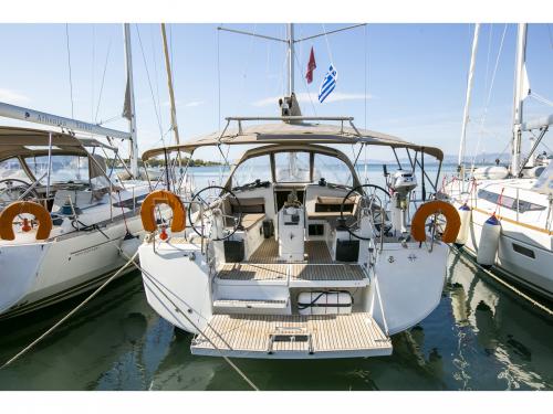 Yacht Sun Odyssey 440 available for charter in Kos City