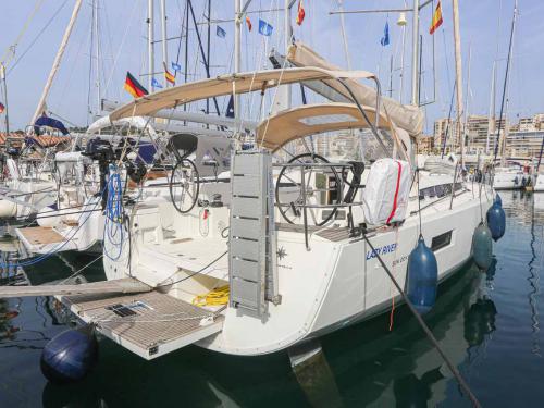 Segelboot Sun Odyssey 440 chartern in Palma