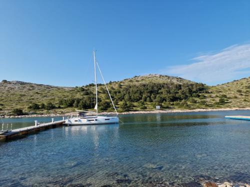 Yacht Sun Odyssey 440 chartern in Trogir