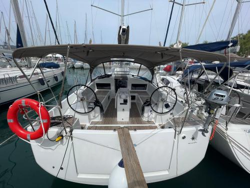 Yacht Sun Odyssey 440 chartern in San Miguel de Abona