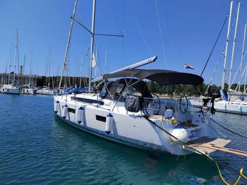 Segelyacht Sun Odyssey 440 Yachtcharter in Pula