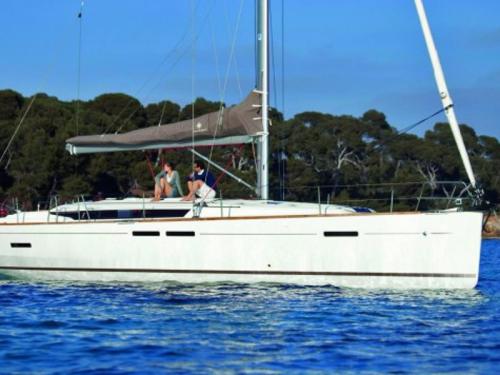 Segelyacht Sun Odyssey 449 chartern in Palma