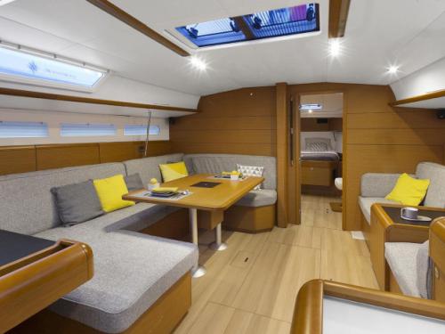 Yacht Sun Odyssey 449 Yachtcharter in Hafen von Crouesty