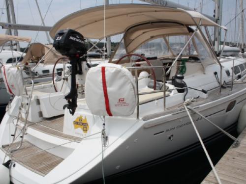 Sailing boat Sun Odyssey 44i available for charter in Primosten