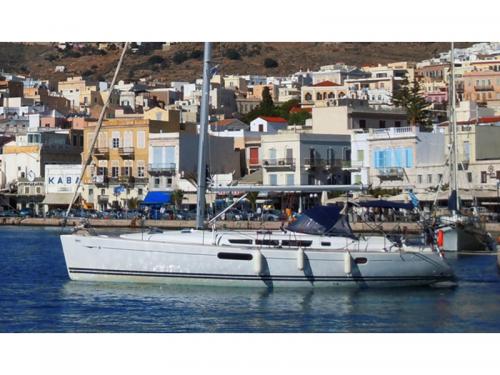 Yacht Sun Odyssey 44i chartern in Athen