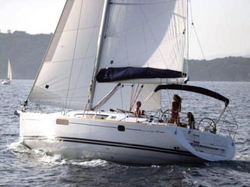 Segelyacht Sun Odyssey 44i chartern in Puntone