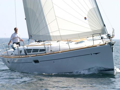 Sailboat Sun Odyssey 45 available for charter in Port Toulon