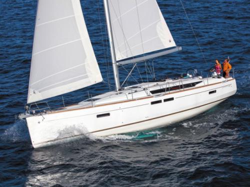 Sailing yacht Sun Odyssey 469 for rent in Marina di Scarlino