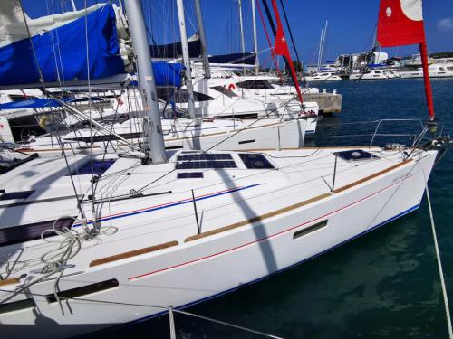 Sailing yacht Sun Odyssey 479 for charter in Ribishi