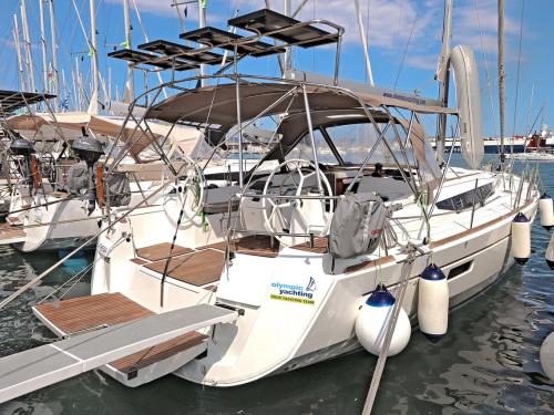 Segelboot Sun Odyssey 479 chartern in Lavrio