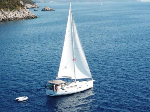 Segelboot Sun Odyssey 479 Yachtcharter in Gouvia Marina