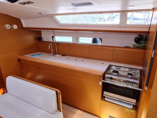 Segelboot Sun Odyssey 479 chartern in Toulon