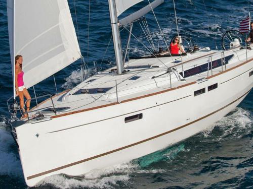 Segelyacht Sun Odyssey 479 chartern in Marina Frapa