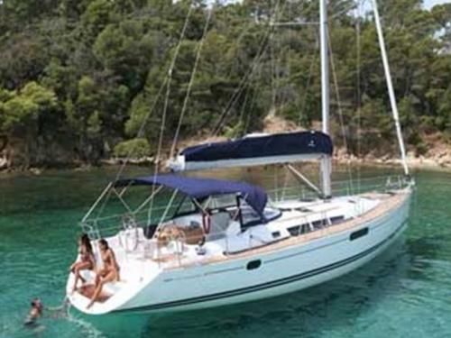 Sailing yacht Sun Odyssey 49 for hire in Portoferraio