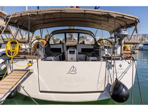 Segelyacht Sun Odyssey 490 chartern in Nea Peramos