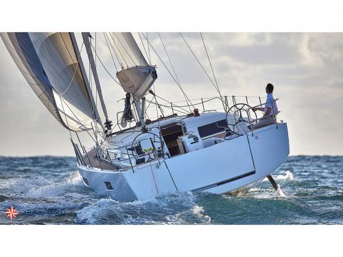 Sailing yacht Sun Odyssey 490 for rent in Castellammare di Stabia