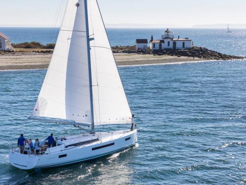 Segelyacht Sun Odyssey 490 chartern in Sami Marina
