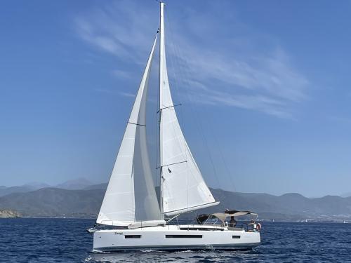 Sailing boat Sun Odyssey 490 available for charter in Fethiye