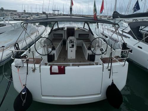 Yacht Sun Odyssey 490 for hire in Salerno