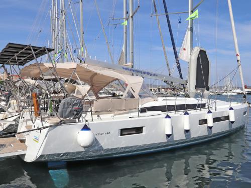 Segelboot Sun Odyssey 490 Yachtcharter in Lavrio