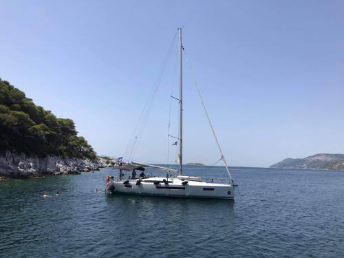 Segelyacht Sun Odyssey 490 Yachtcharter in Skiathos