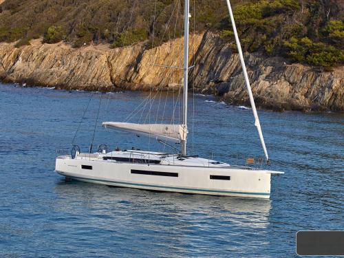 Sailing boat Sun Odyssey 490 for rent in Marina Kornati