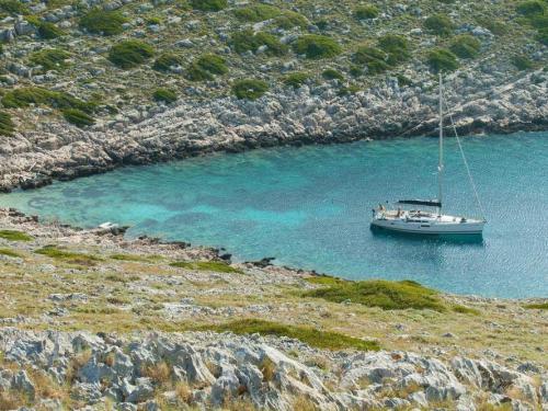 Sailing yacht Sun Odyssey 49i for rent in Split