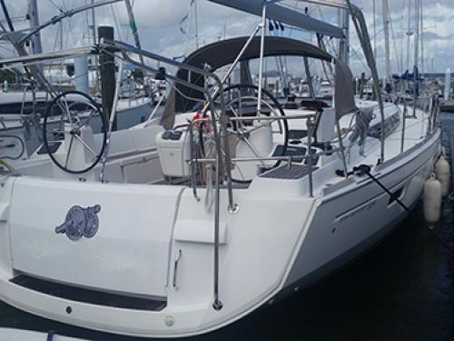 Sailboat Sun Odyssey 509 for rent in Warwick