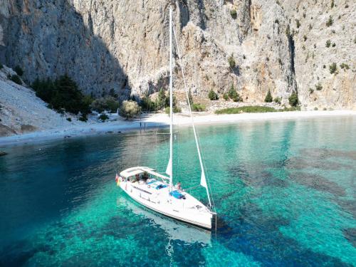 Yacht Sun Odyssey 509 available for charter in Bodrum