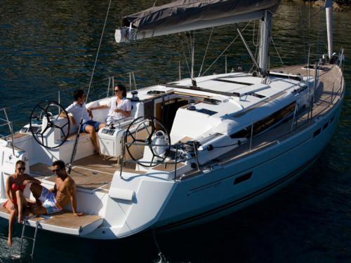 Segelboot Sun Odyssey 509 chartern in Marina San Antonio