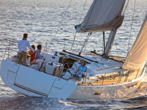Segelyacht Sun Odyssey 519 Yachtcharter in Lanzarote Yachthafen